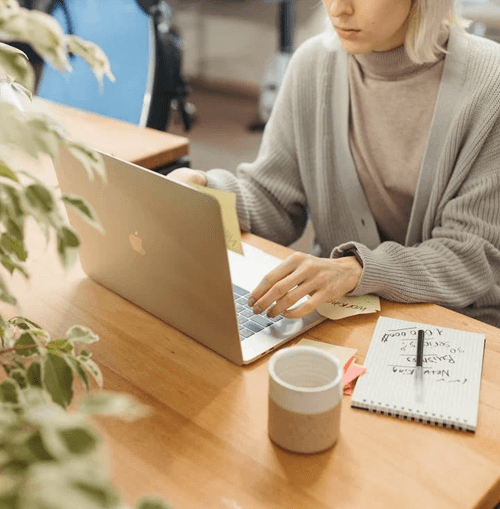 Glorax Aurven illustration de l'équipe de soutien